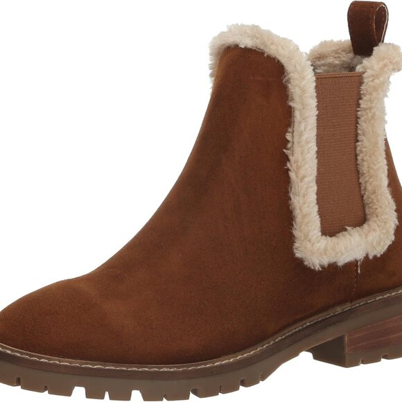 Steve Madden Leopold Suede Chelsea Boots In Camel - Picture 2 of 11